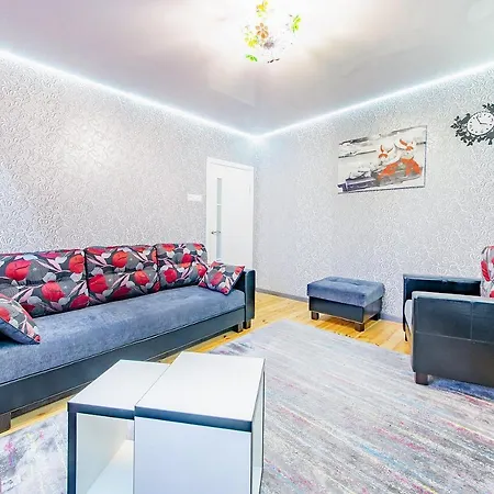 Apartament On Gebeleva 3